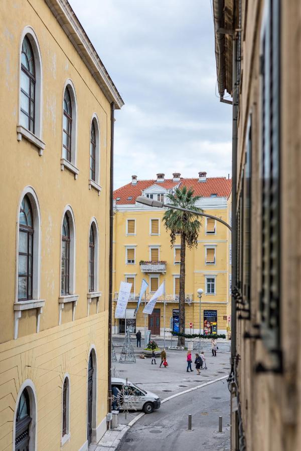 Ferienwohnung Adriatik Lux Teatro 2 Split Exterior foto